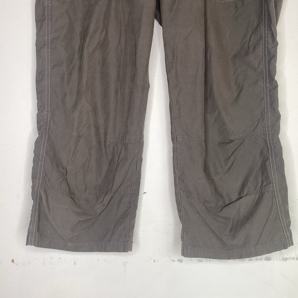 Kuhl Grey Hiking Capris: Size 8 - Picture 4 of 8